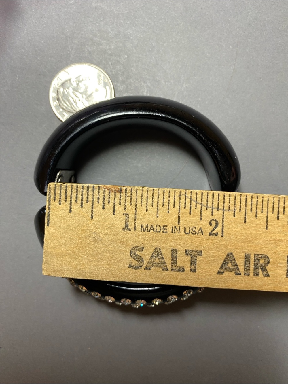 Vintage black clamper rhinestone bracelet - Picture 6 of 6